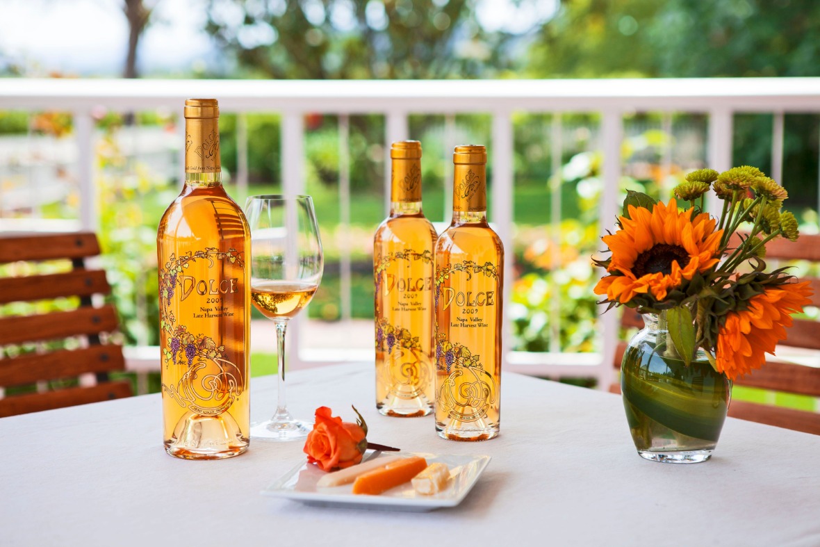 far-niente-dolce-dessert-wine-bottle.jpg