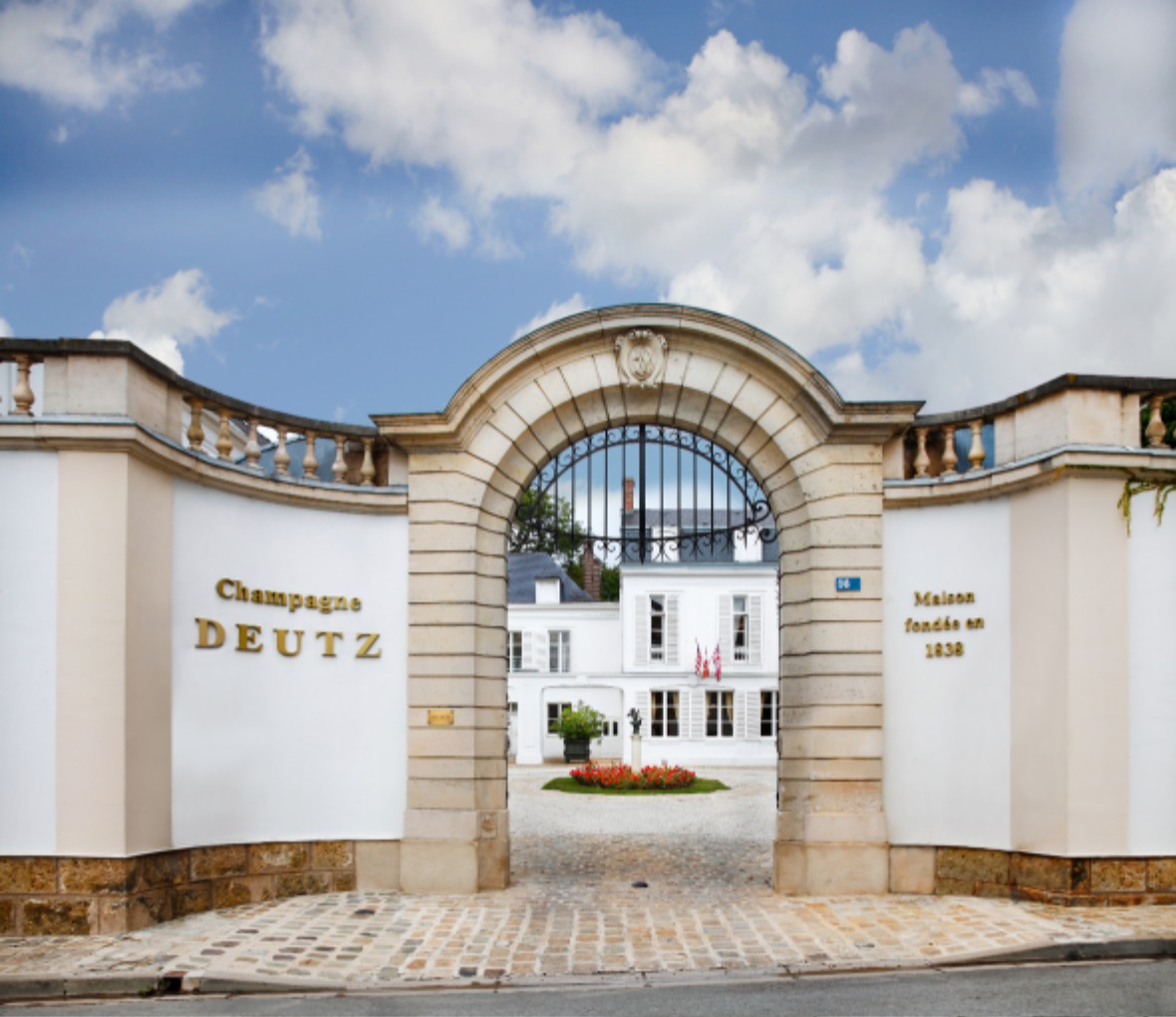 champagne-deutz-maison-ay.jpg